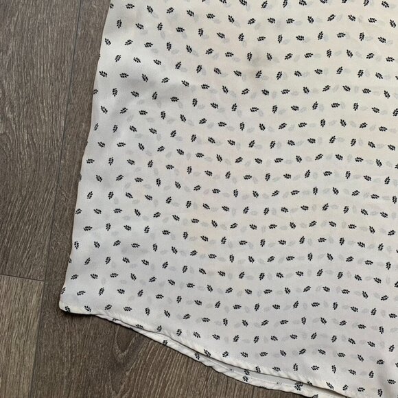 George Women's Print Crepe Tank Top Cream Size 2XL - Picture 3 of 11